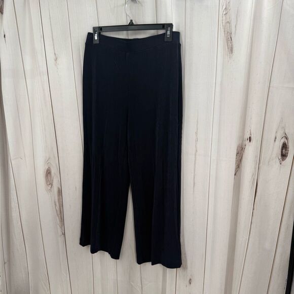 Chico’s Travelers Women’s 1 Navy Wide Leg Pants Slinky - Picture 1 of 5